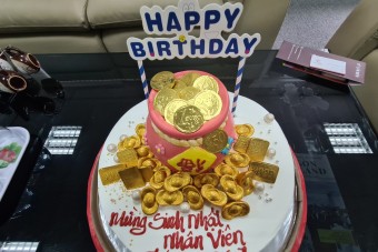 MỪNG SINH NHẬT NHÂN VIÊN TẠI CHI NHÁNH NGUYỄN THẾ LỘC - TÂN BÌNH