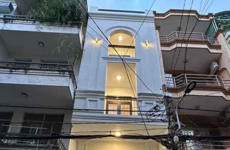 HXH 686 CMT8 Kết Cấu 4 Tầng Nhà Mới ,DT 4m x 17m Chỉ 15.2 tỷ còn TL