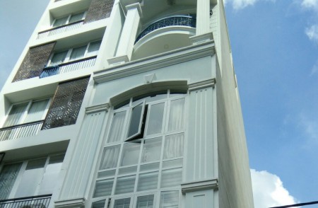 Nhà mặt tiền quận 5- Đường Võ Văn Kiệt Phường 6- 3.5X20 5 tầng giá chỉ 18 tỉ TL