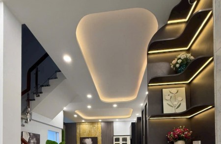 Siêu phẩm HXH sát mặt tiền Lý Thường Kiệt quận 10 (DT 4.1x17m) 5 tầng tiện ở liền