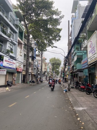 Giảm sôc 2 tỷ mặt tiền nội bộ khu kinh doanh sầm uất đường Lê Hồng Phong quận 10