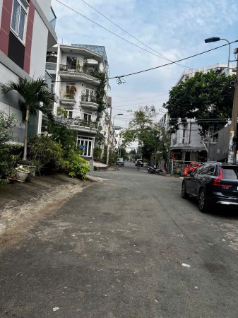 MT đường số 25 khu Bình Phú (4.5*20m, 3 lầu), Quận 6, chỉ: 11.2 tỷ TL